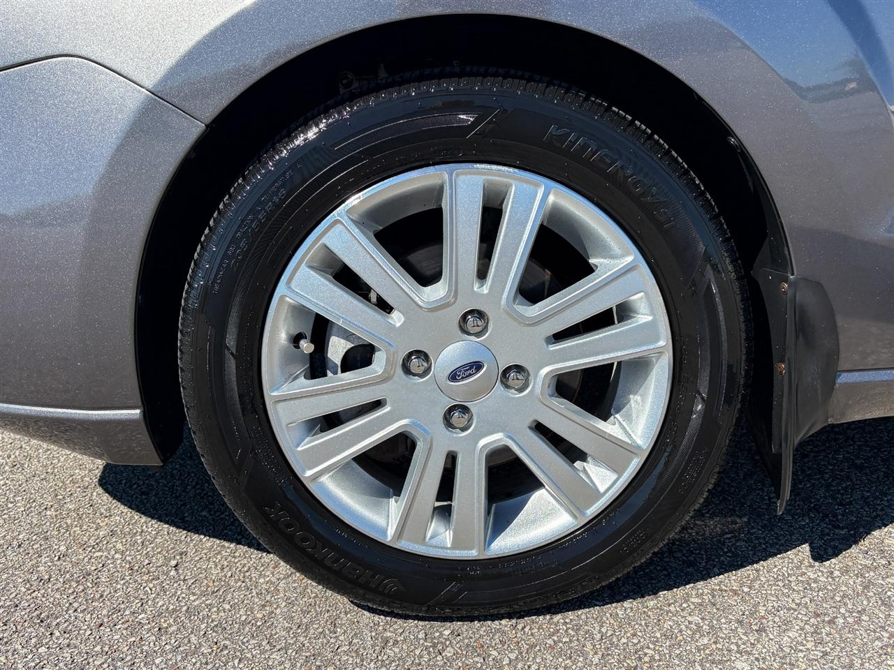 Ford Focus SEL 2010