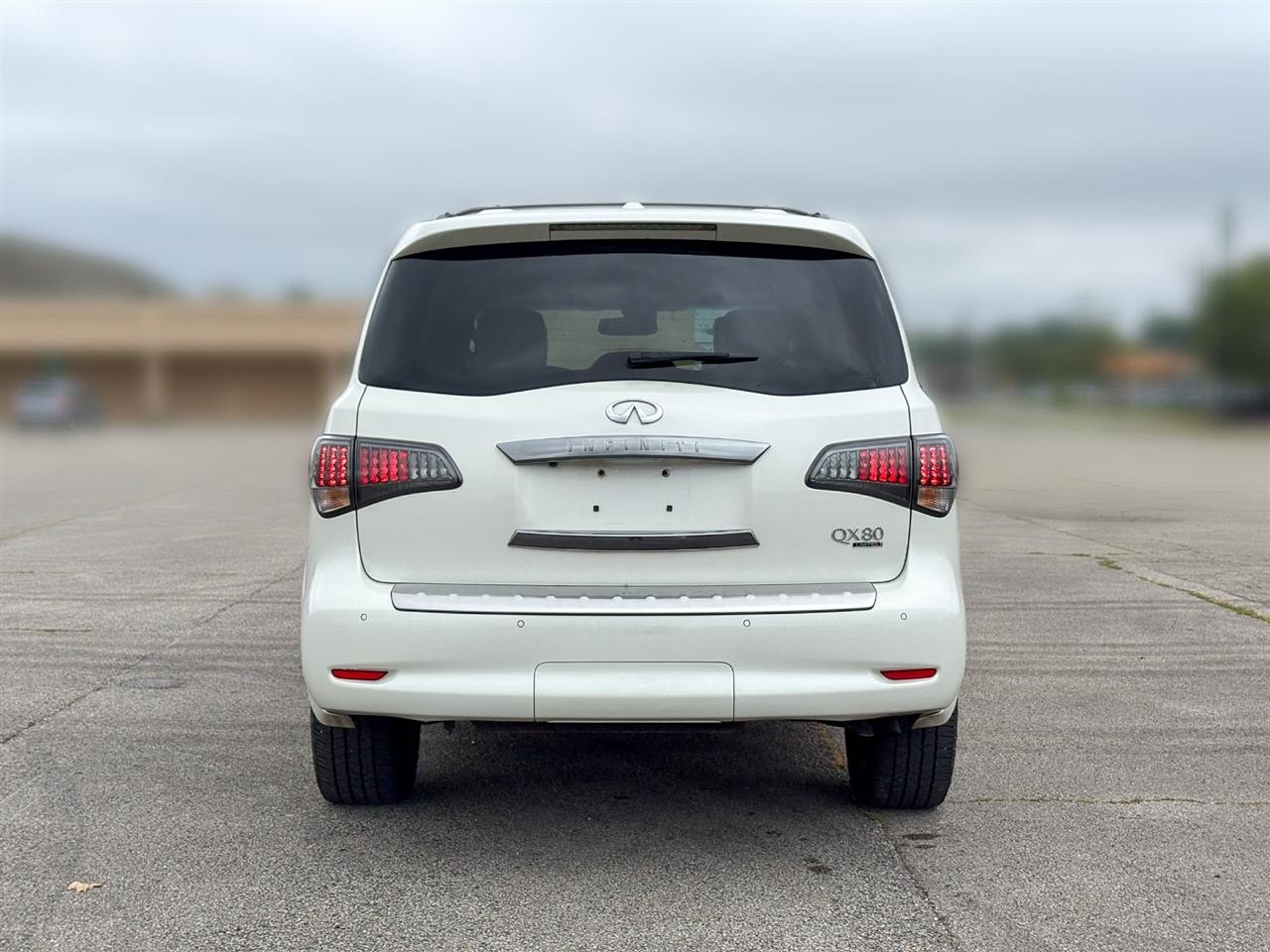 Infiniti QX80  2016