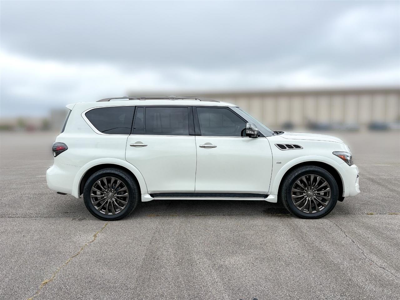 Infiniti QX80  2016