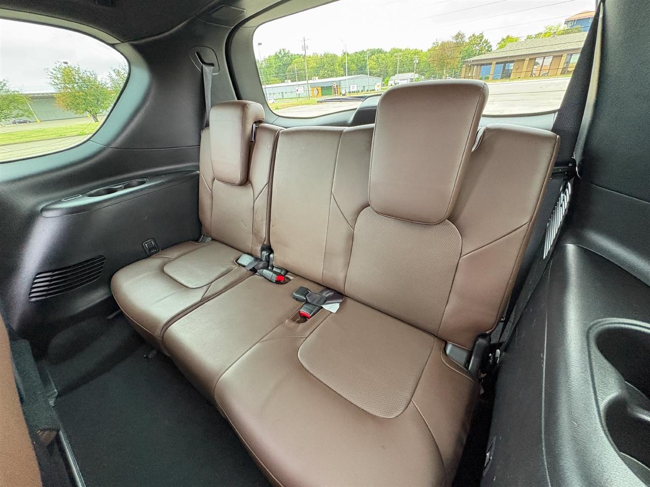 Infiniti QX80  2016