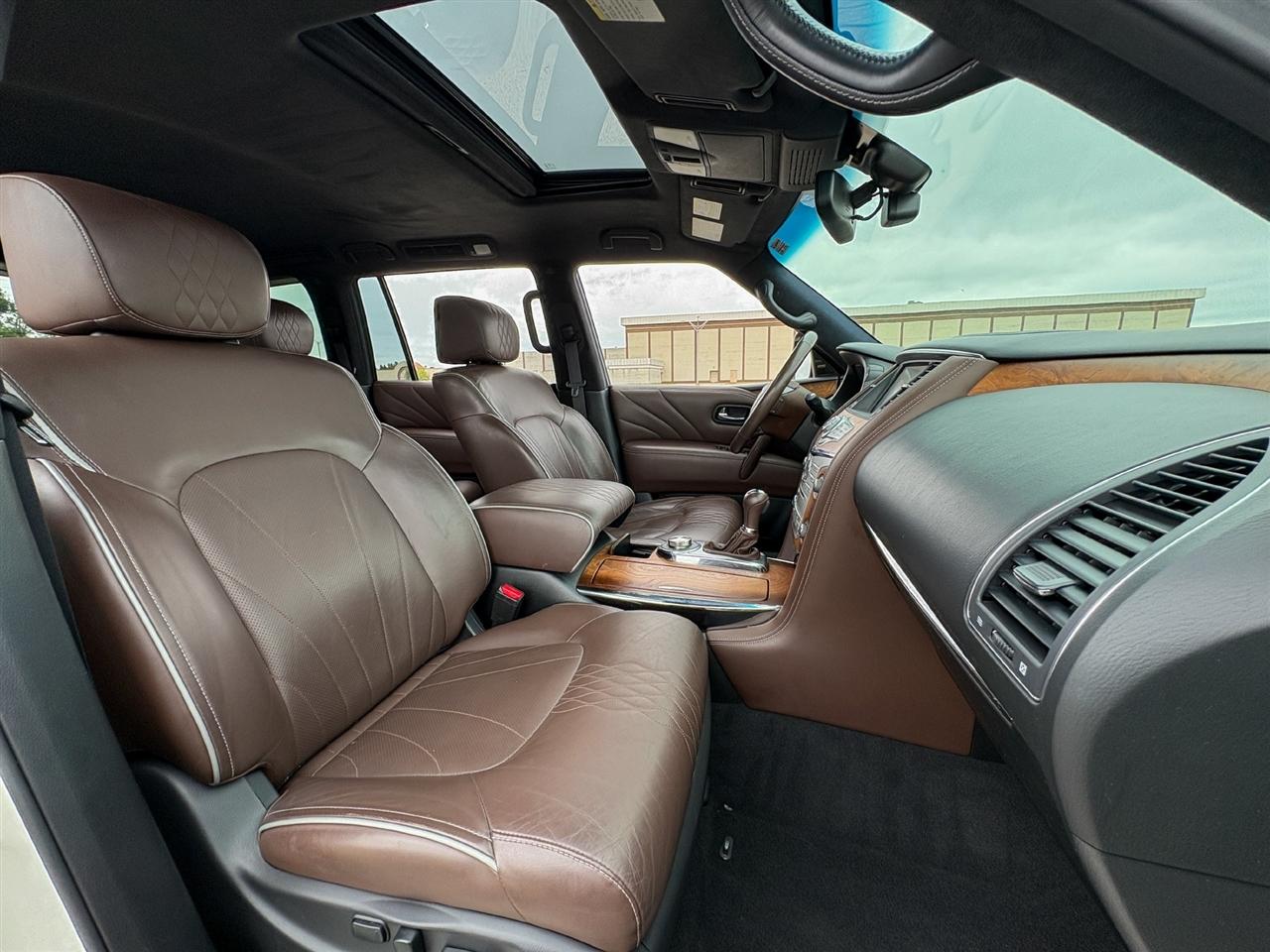 Infiniti QX80  2016
