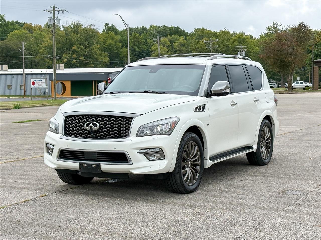 Infiniti QX80  2016
