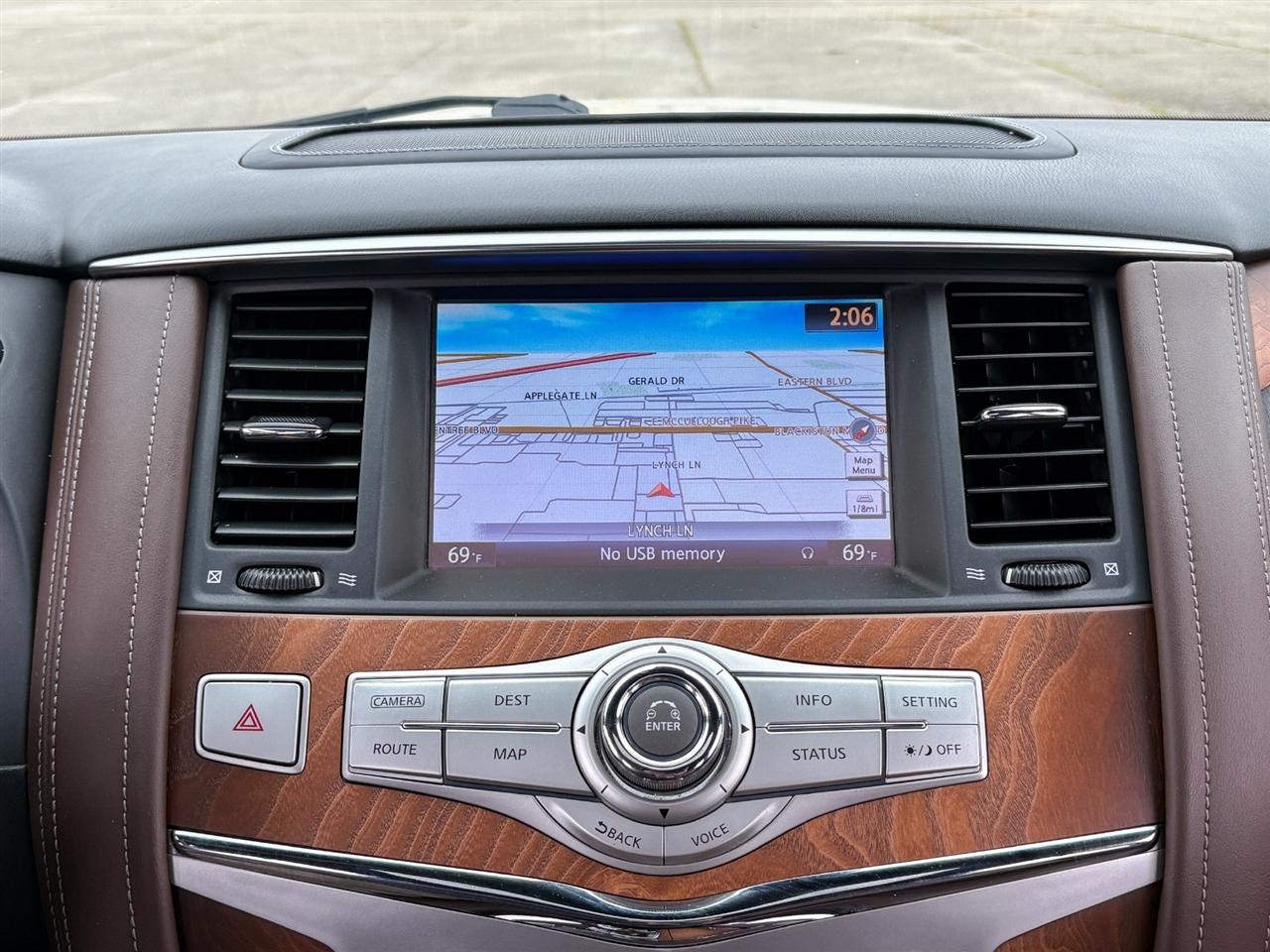 Infiniti QX80  2016