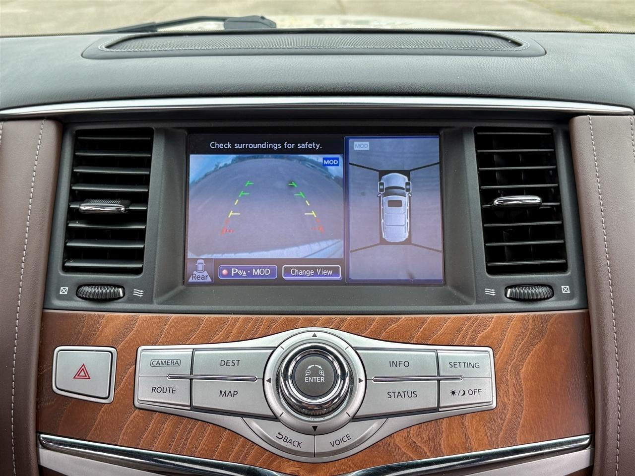 Infiniti QX80  2016