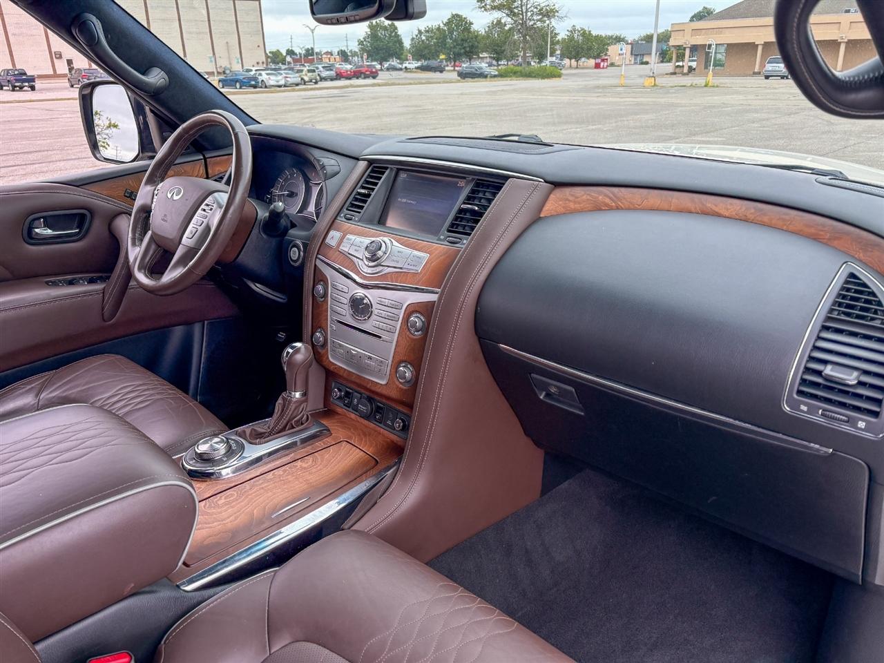 Infiniti QX80  2016