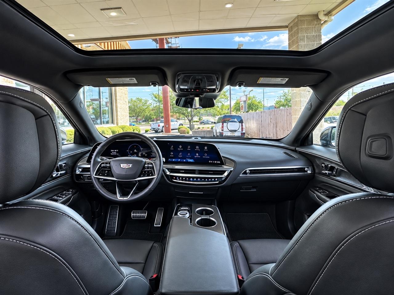 Cadillac Lyriq  2024