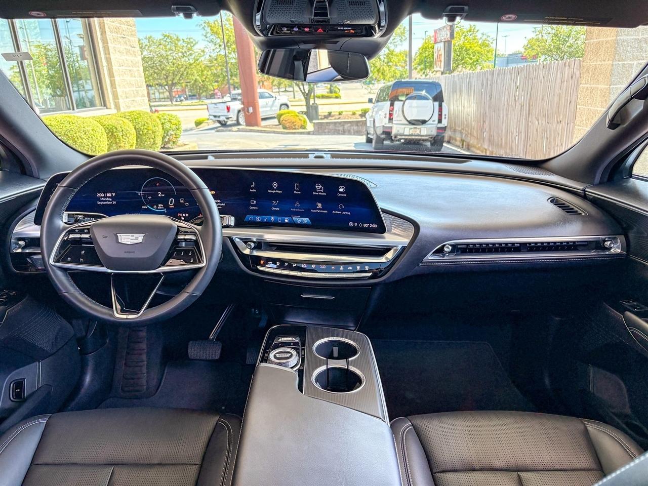 Cadillac Lyriq  2024