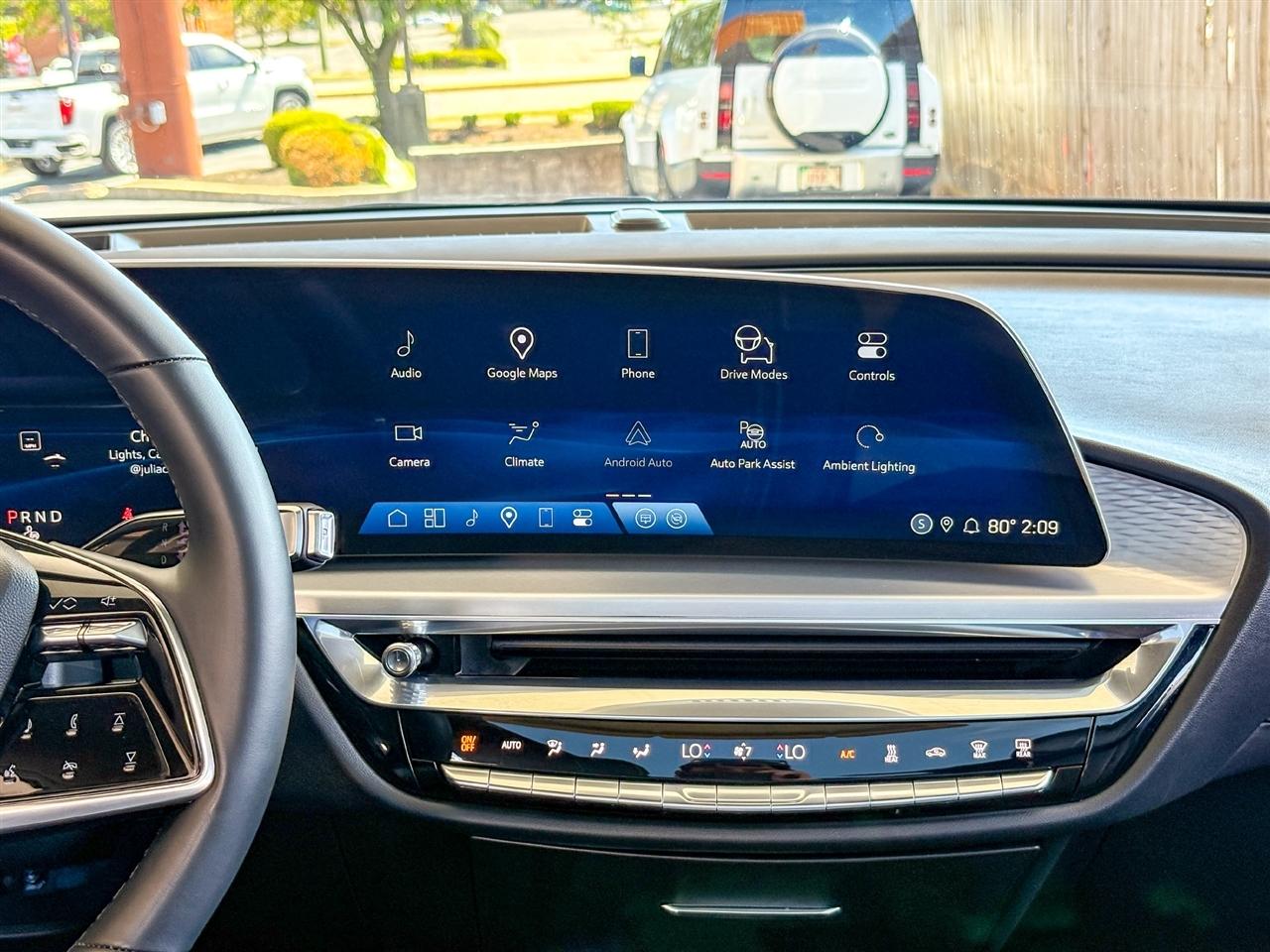 Cadillac Lyriq  2024
