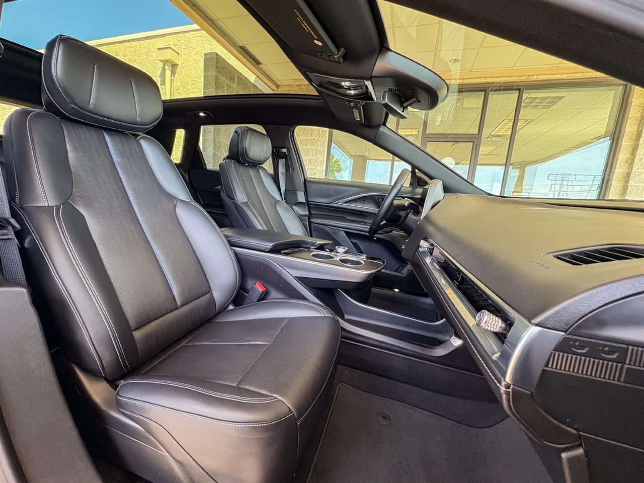 Cadillac Lyriq  2024