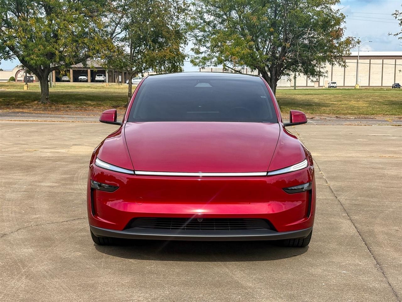 Tesla Model Y  2026