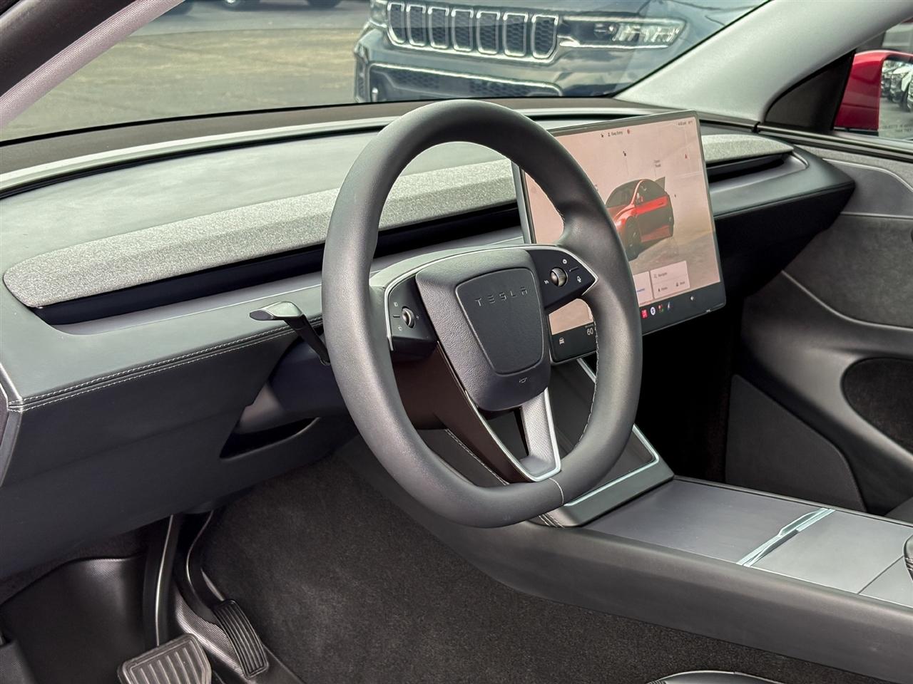 Tesla Model Y  2026