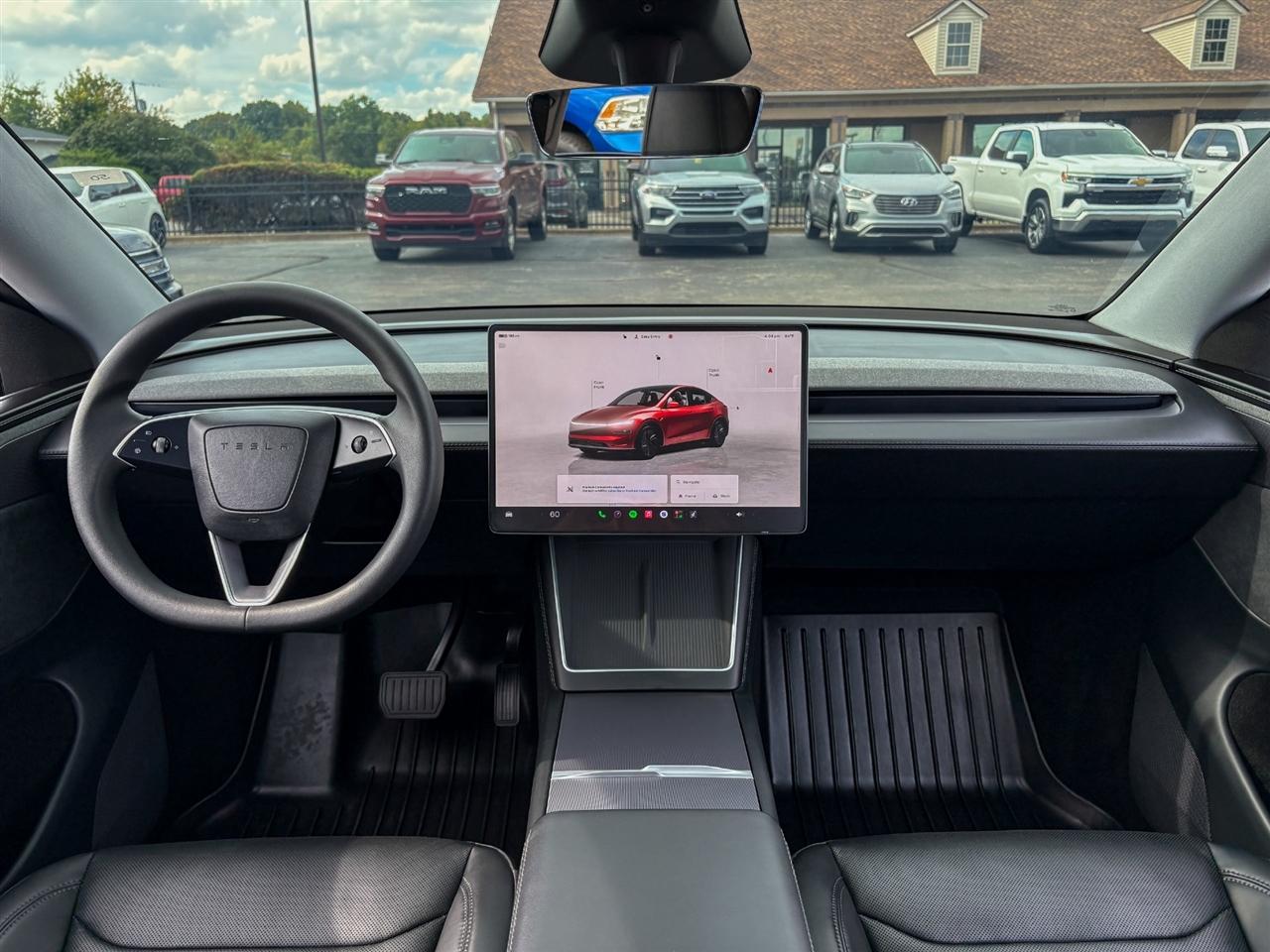 Tesla Model Y  2026