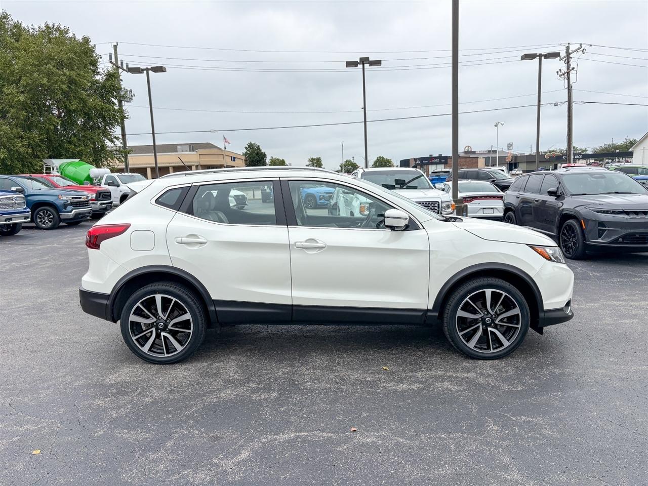 Nissan Rogue Sport  2019