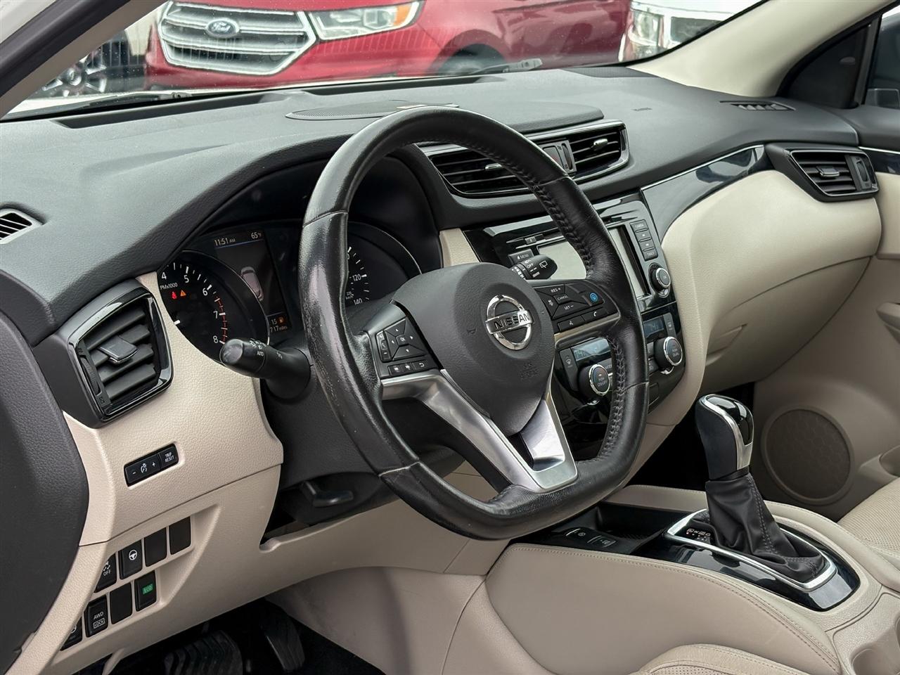 Nissan Rogue Sport  2019
