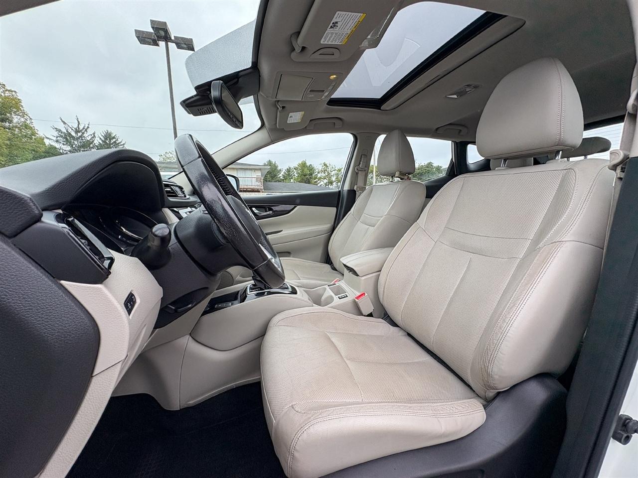 Nissan Rogue Sport  2019