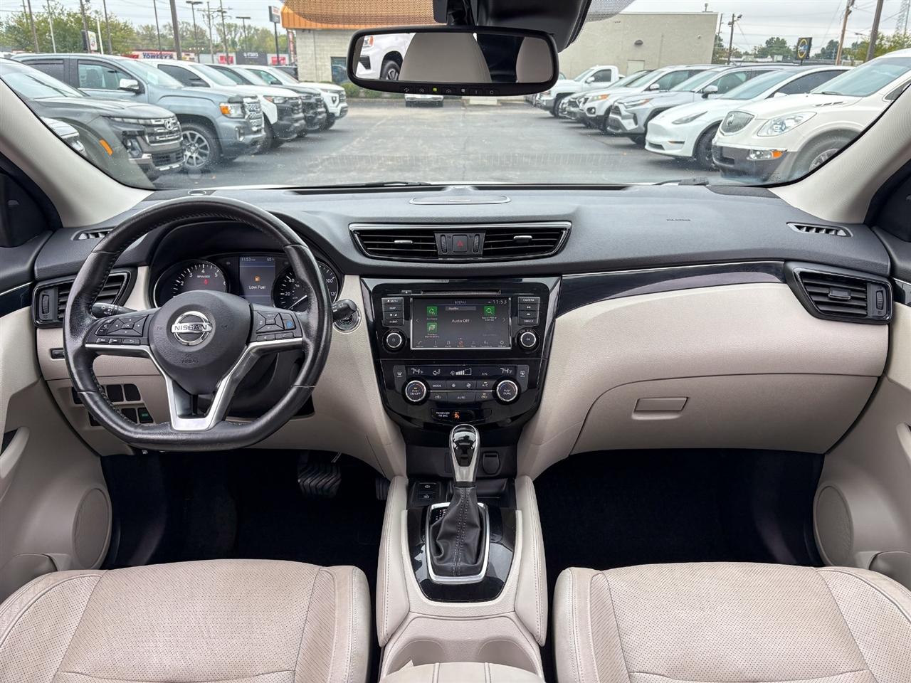 Nissan Rogue Sport  2019