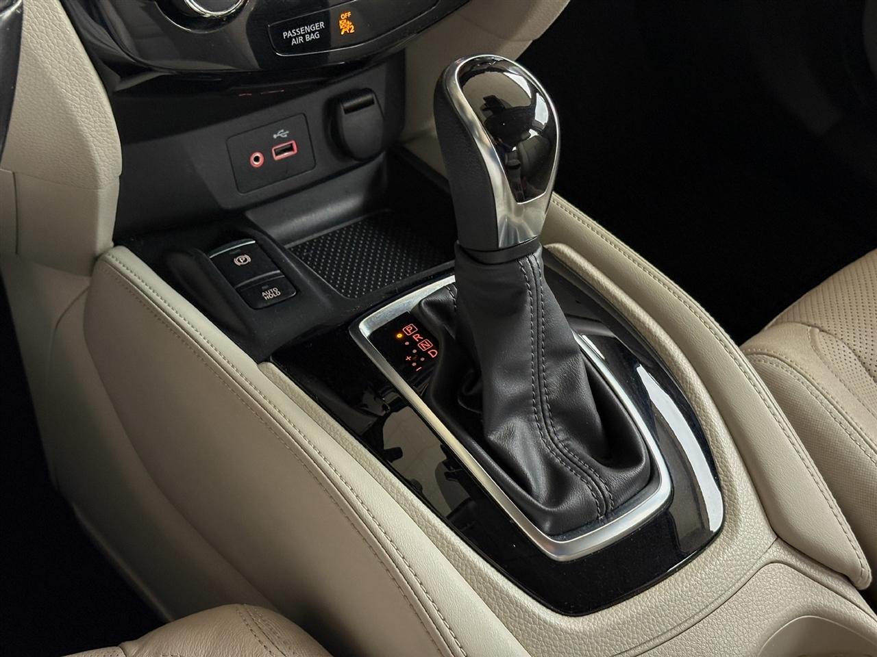 Nissan Rogue Sport  2019