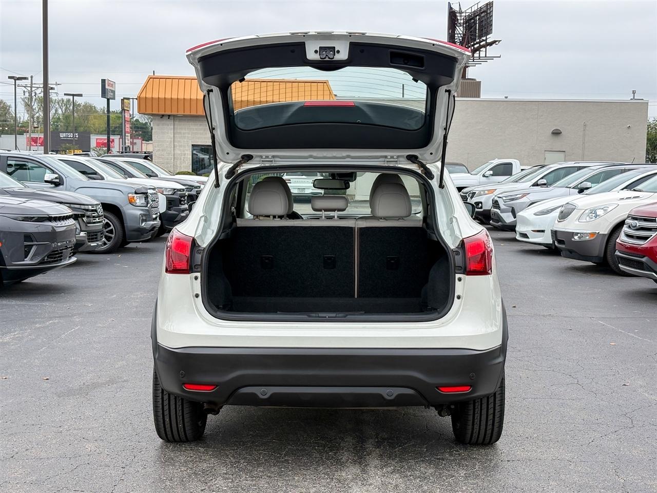 Nissan Rogue Sport  2019