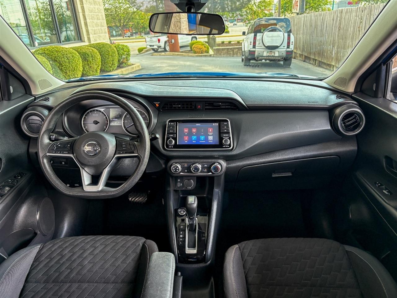 Nissan Kicks  2021