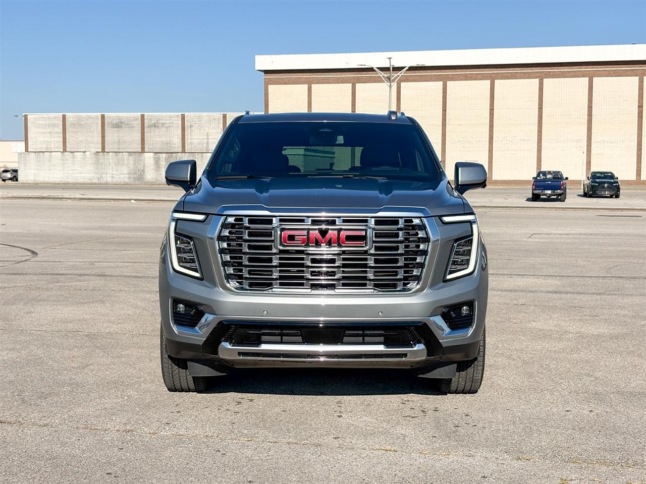 GMC Yukon XL Denali 4WD 2026