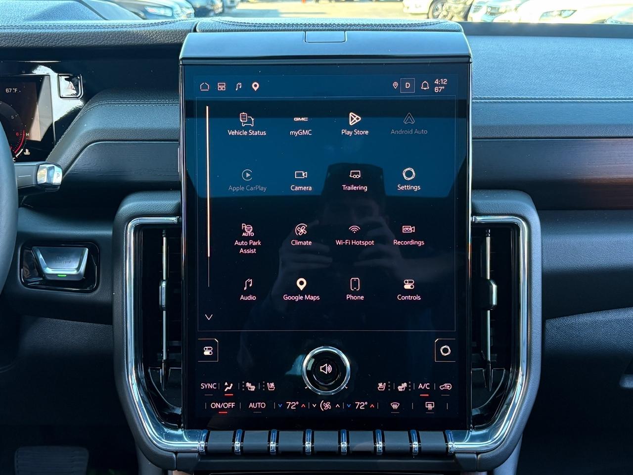 GMC Yukon XL Denali 4WD 2026