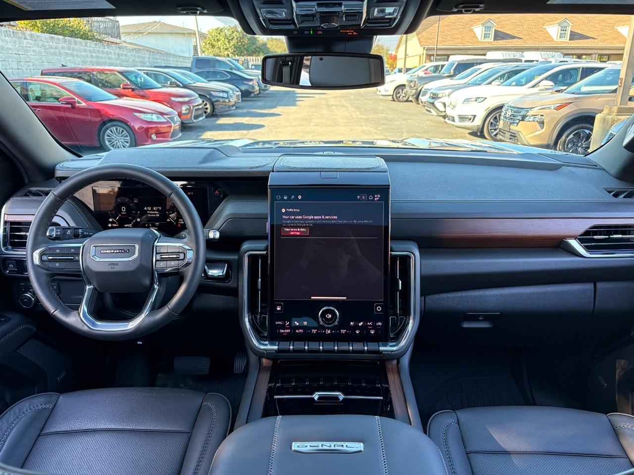GMC Yukon XL Denali 4WD 2026
