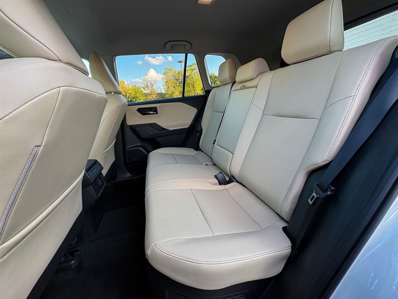 Toyota RAV4  2026