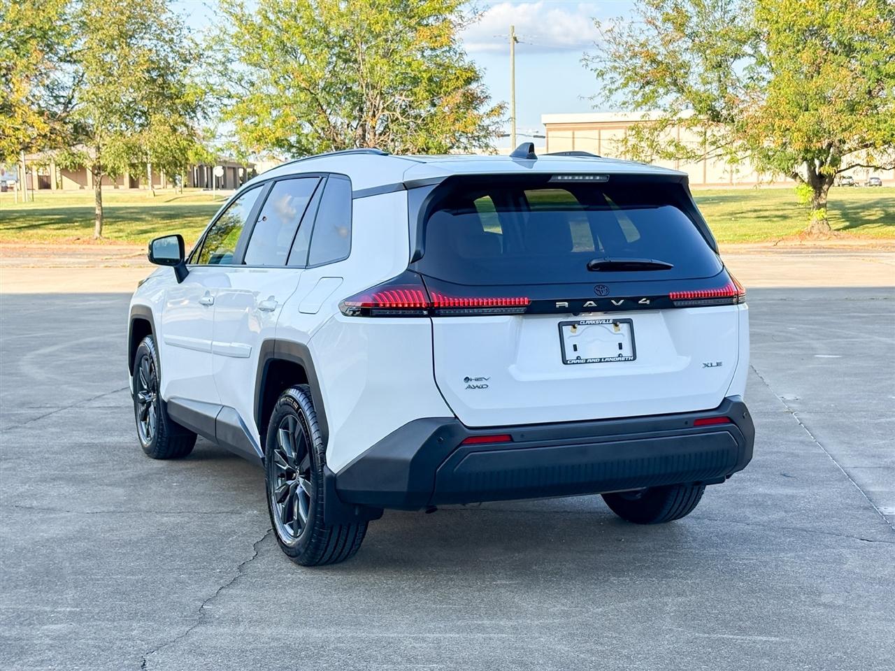 Toyota RAV4 XLE Premium AWD 2026