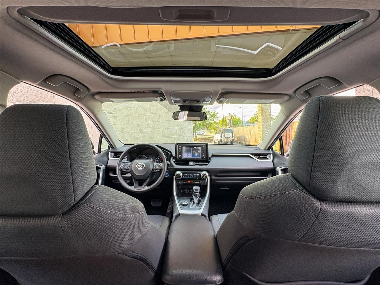 Toyota RAV4  2022