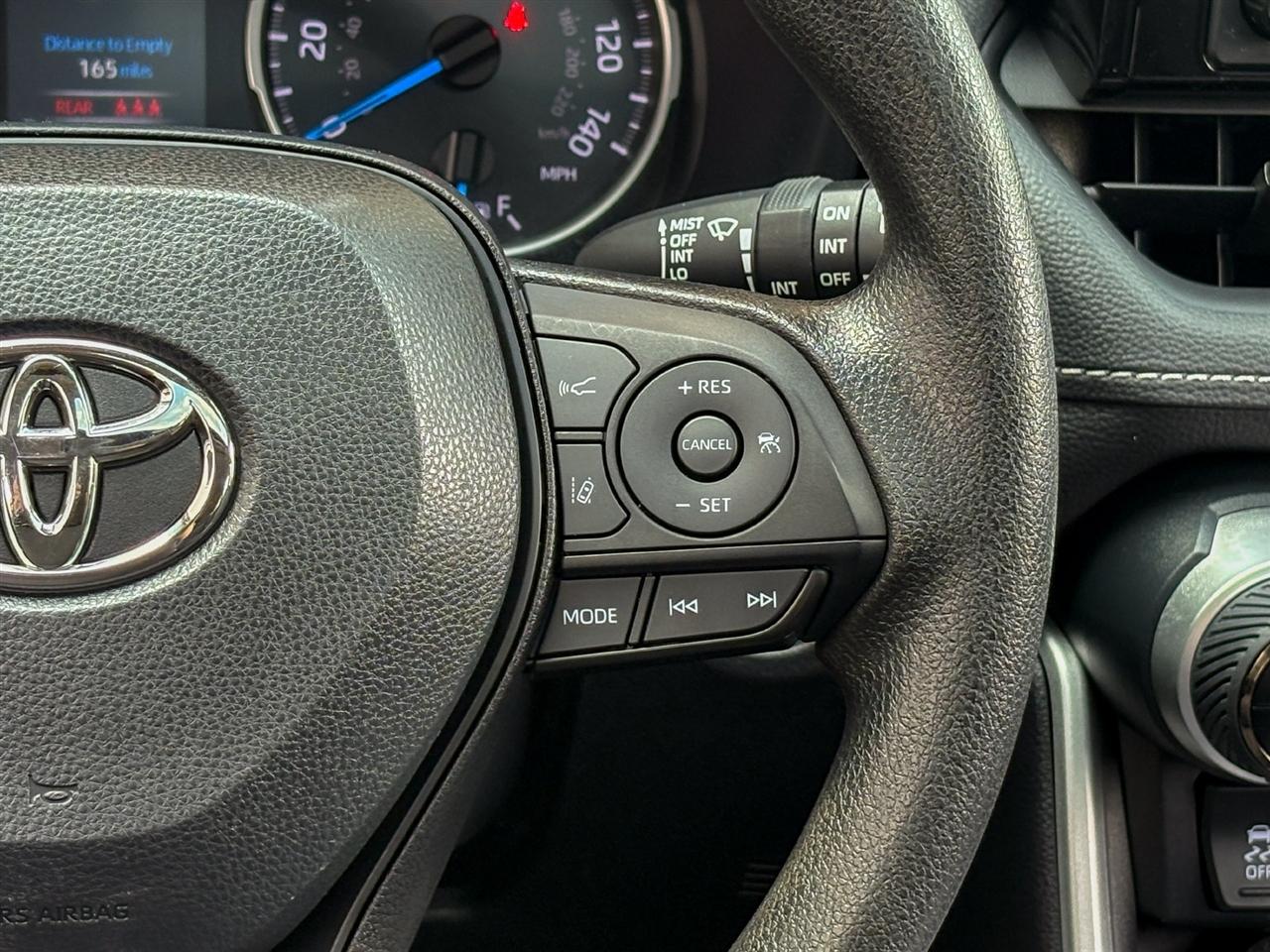 Toyota RAV4  2022