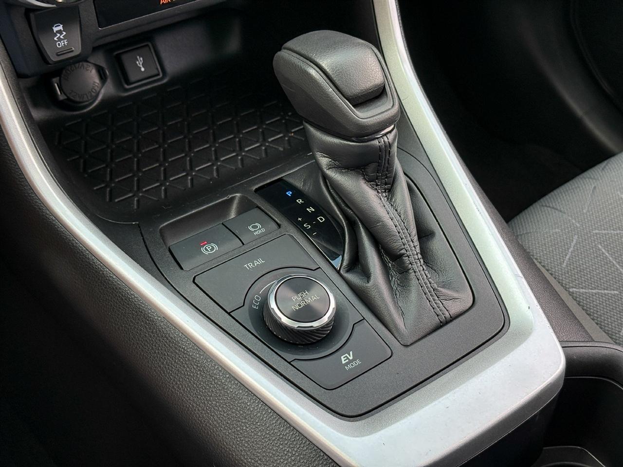 Toyota RAV4  2022