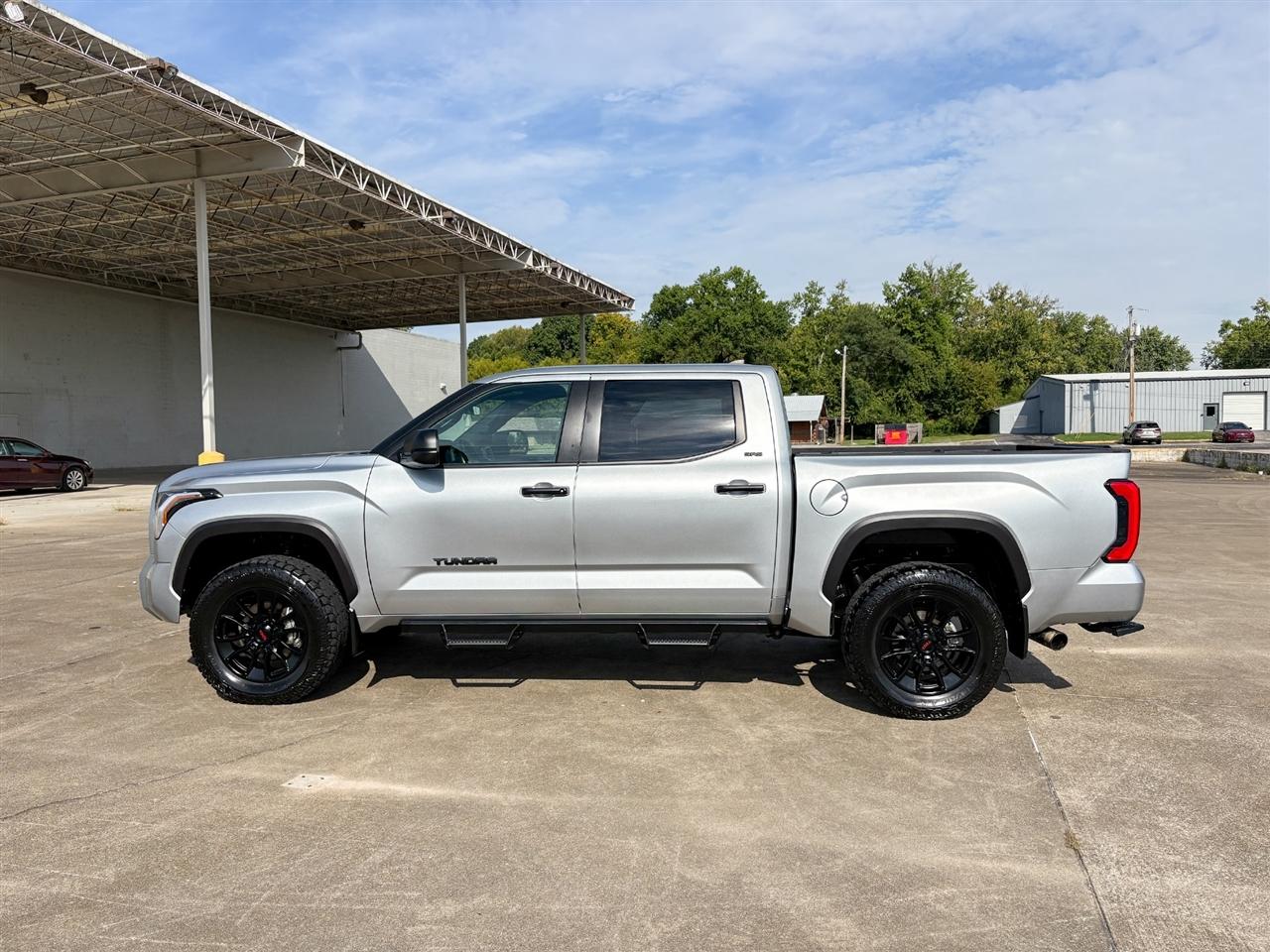 Toyota Tundra  2025