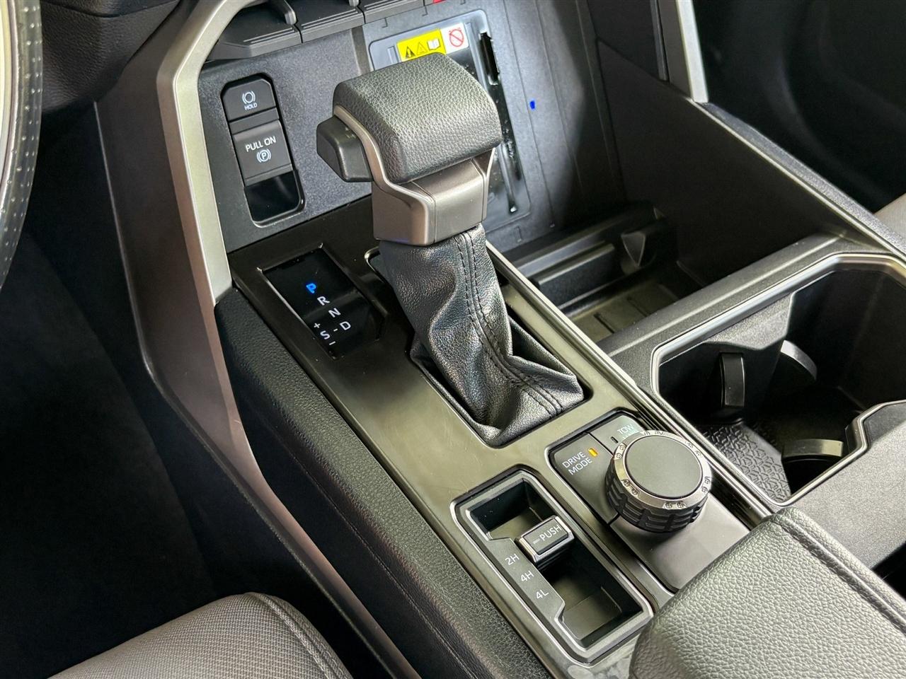 Toyota Tundra  2025