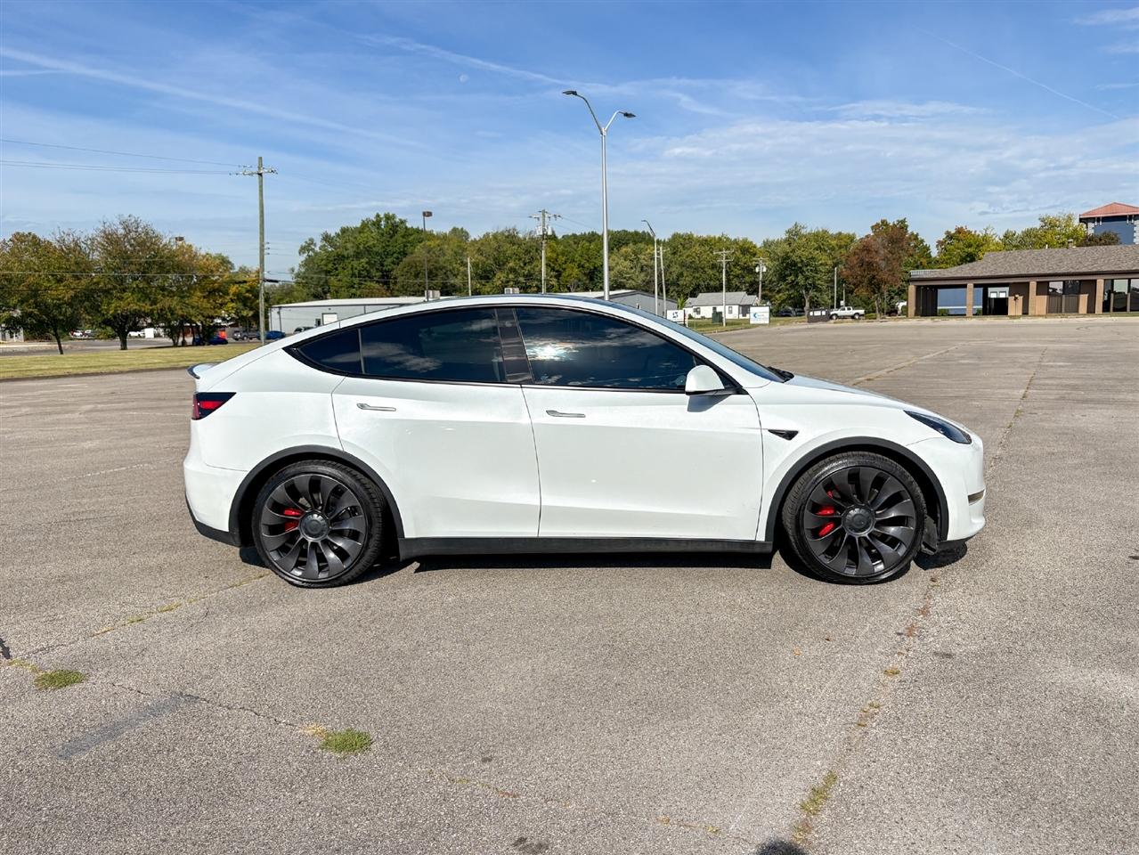 Tesla Model Y  2022