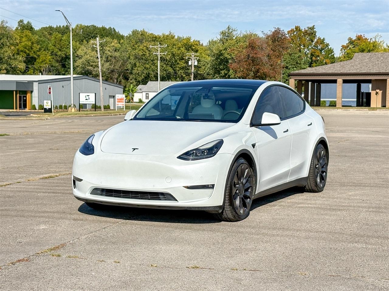 Tesla Model Y  2022