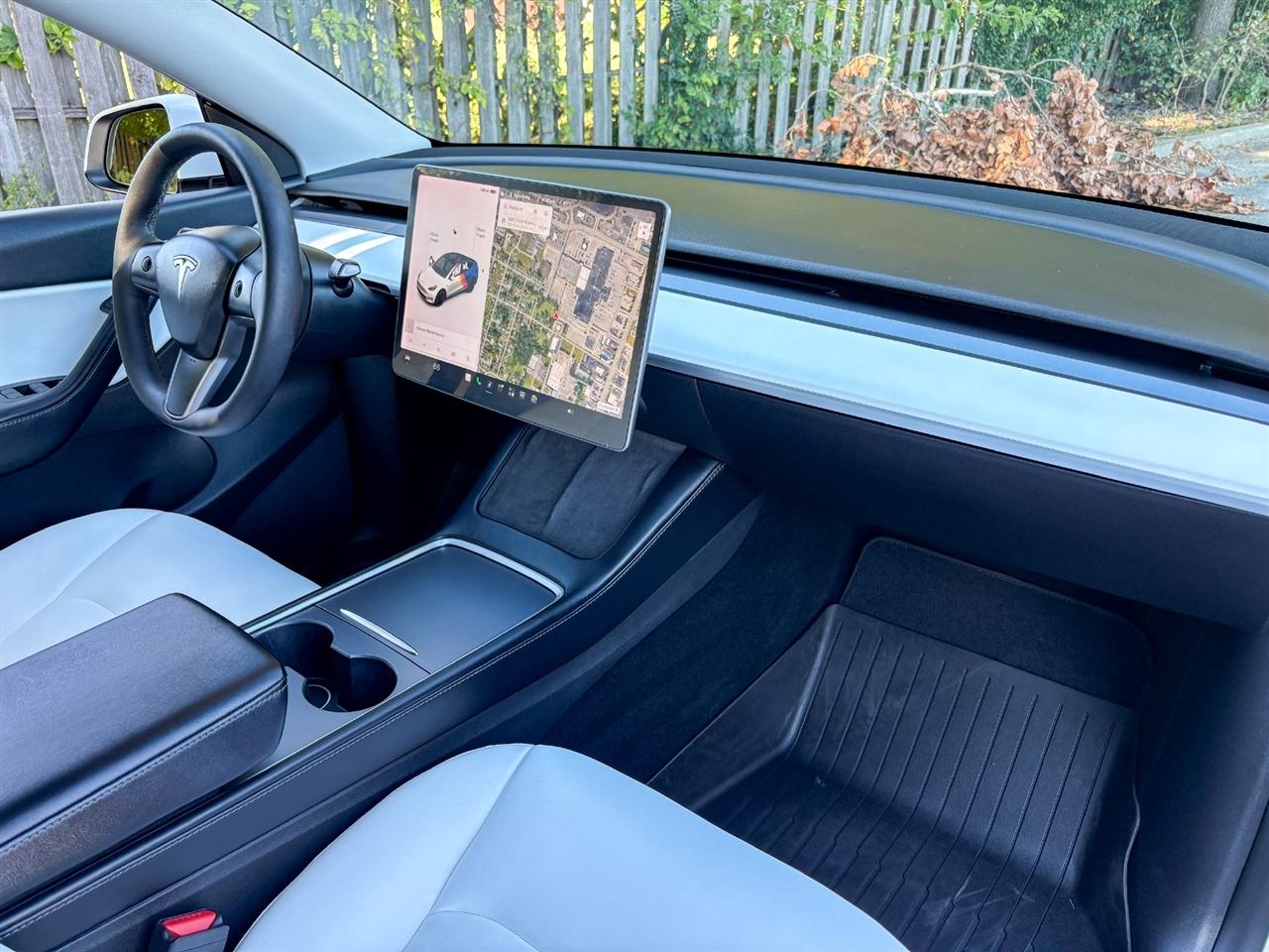Tesla Model Y  2022