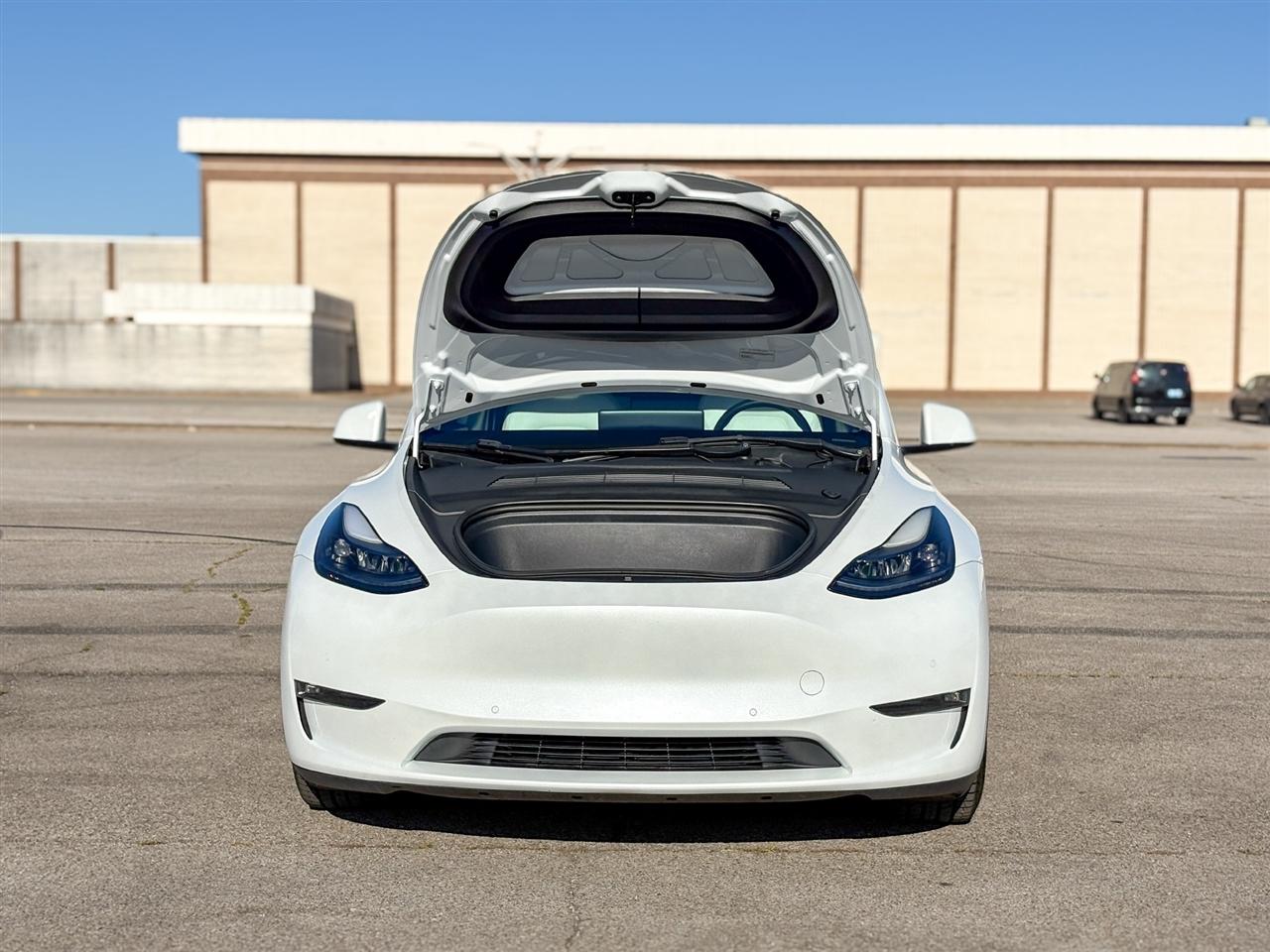 Tesla Model Y  2022