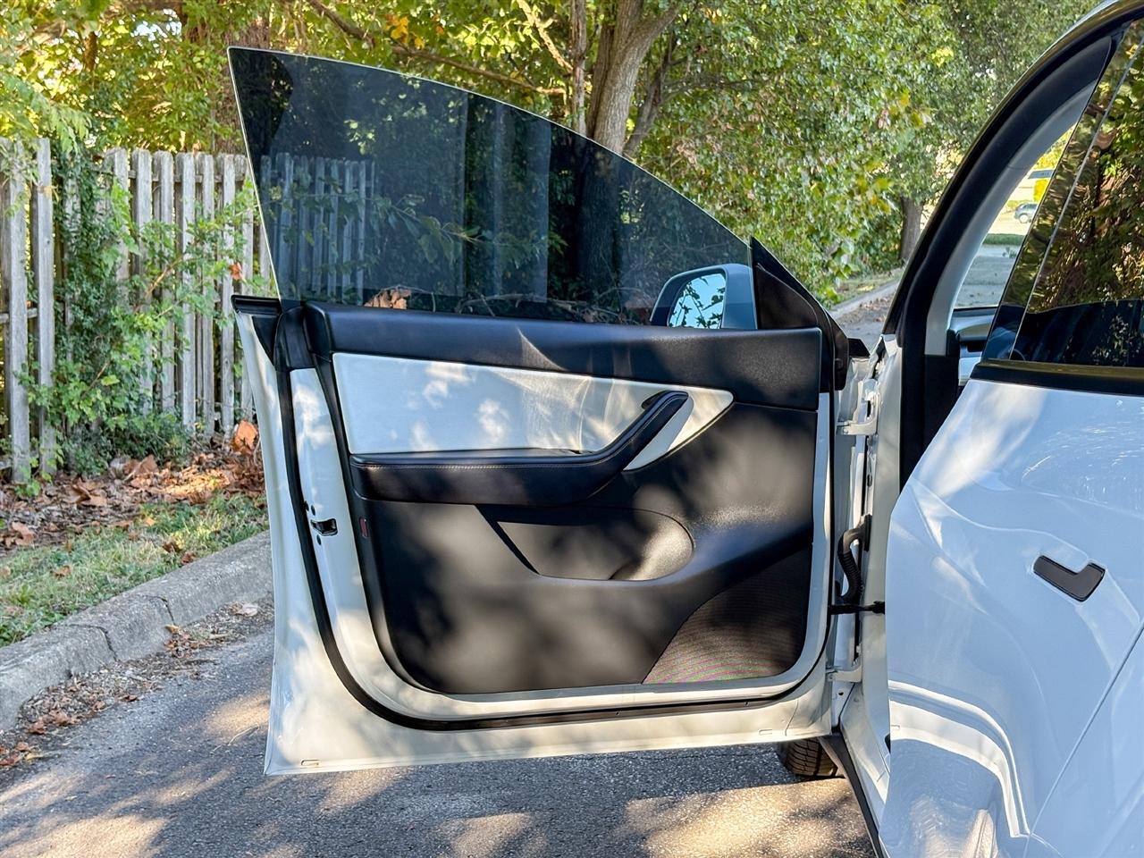 Tesla Model Y  2022