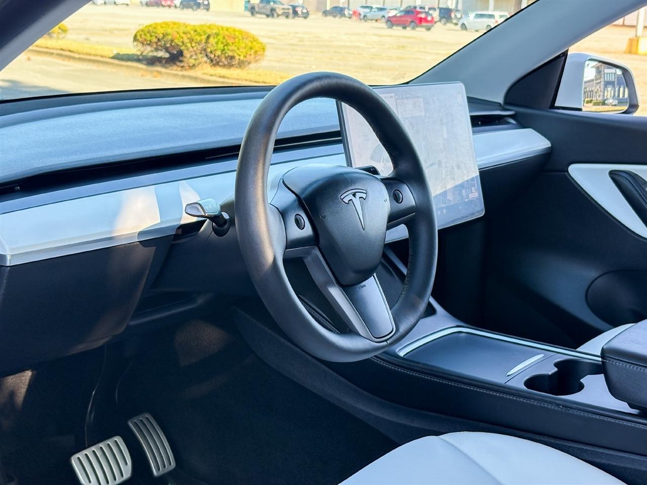 Tesla Model Y  2022