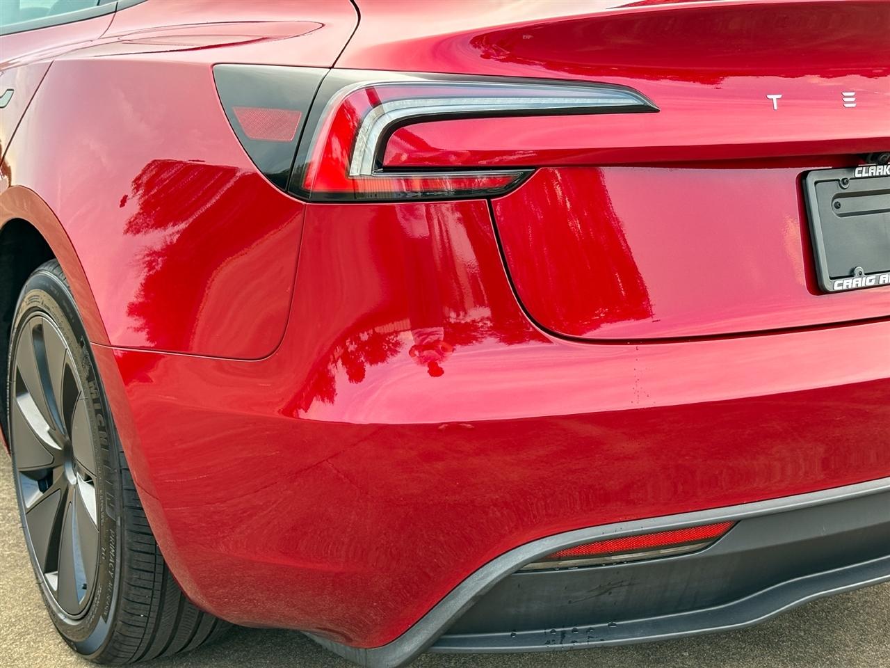Tesla Model 3  2025