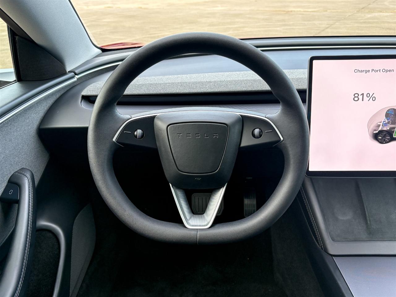 Tesla Model 3  2025