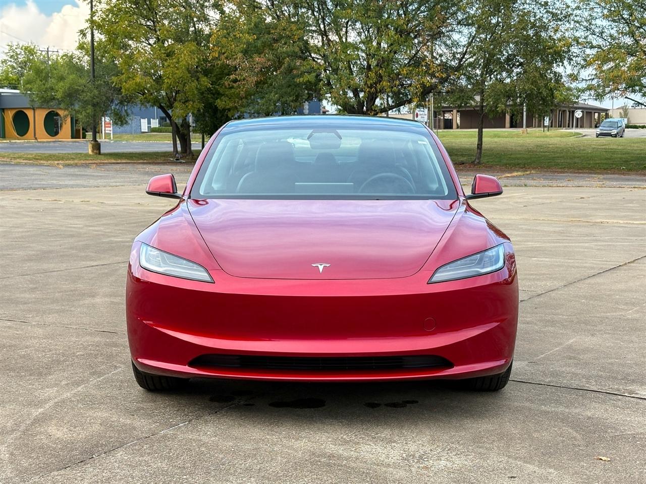 Tesla Model 3  2025