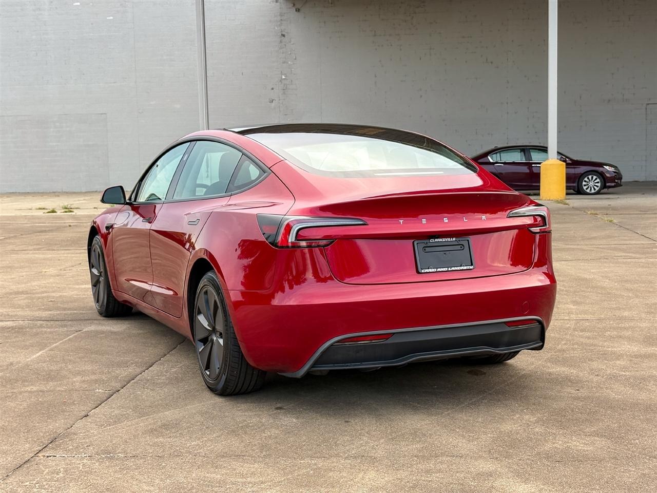 Tesla Model 3  2025