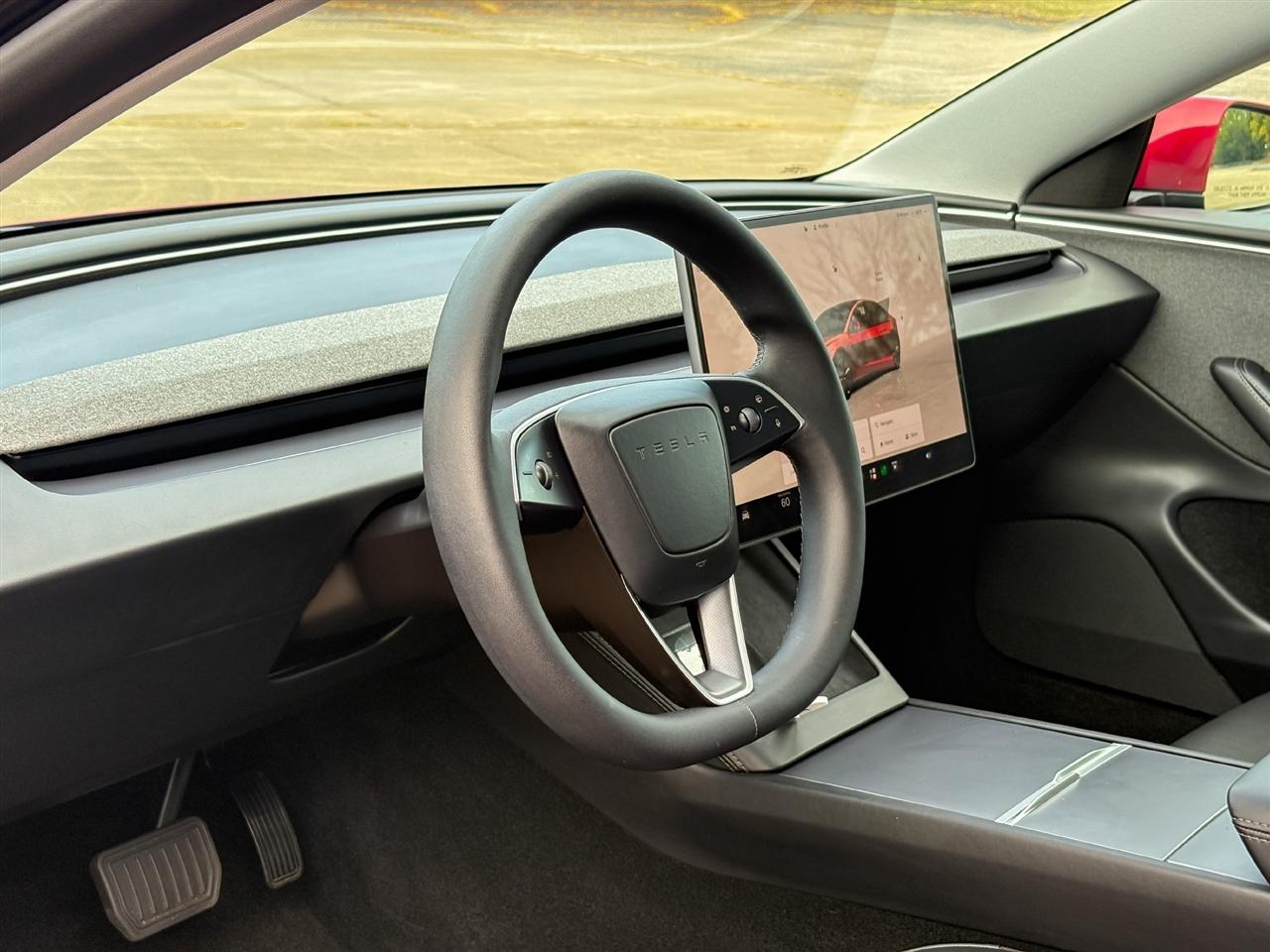 Tesla Model 3  2025