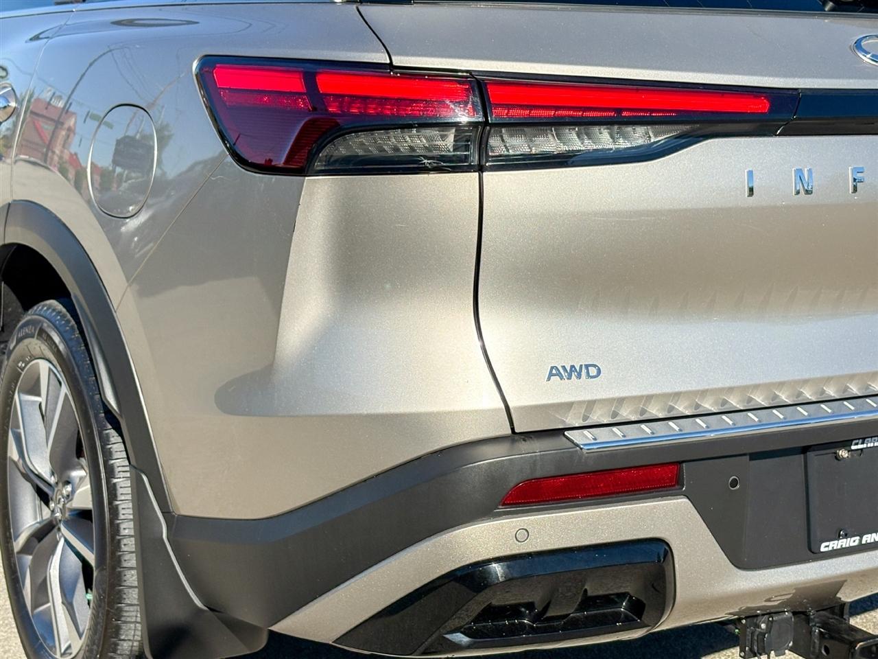 Infiniti QX60  2023
