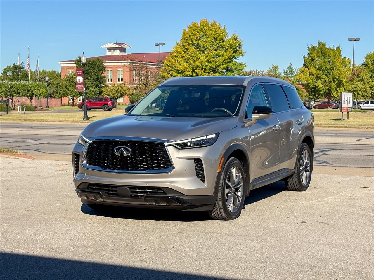 Infiniti QX60  2023