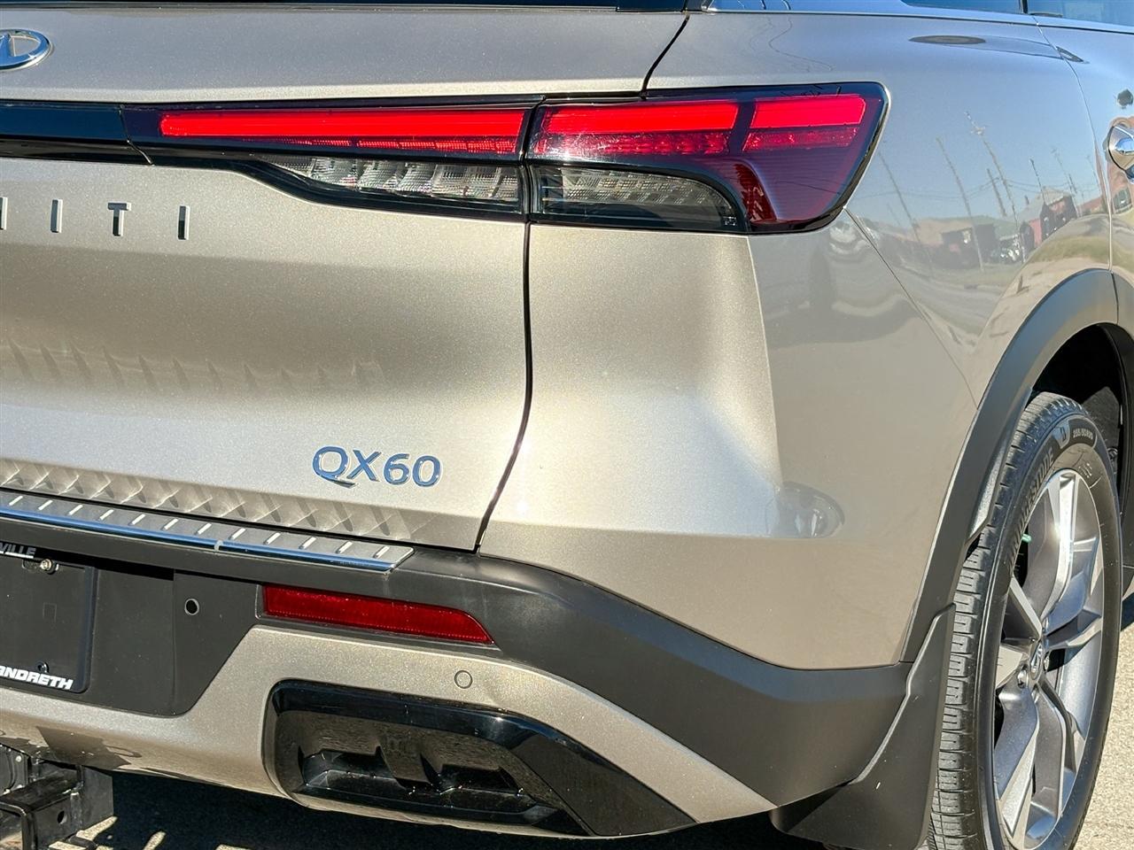 Infiniti QX60  2023