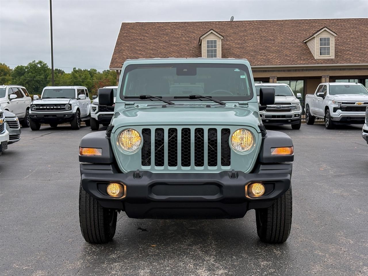 Jeep Wrangler  2024