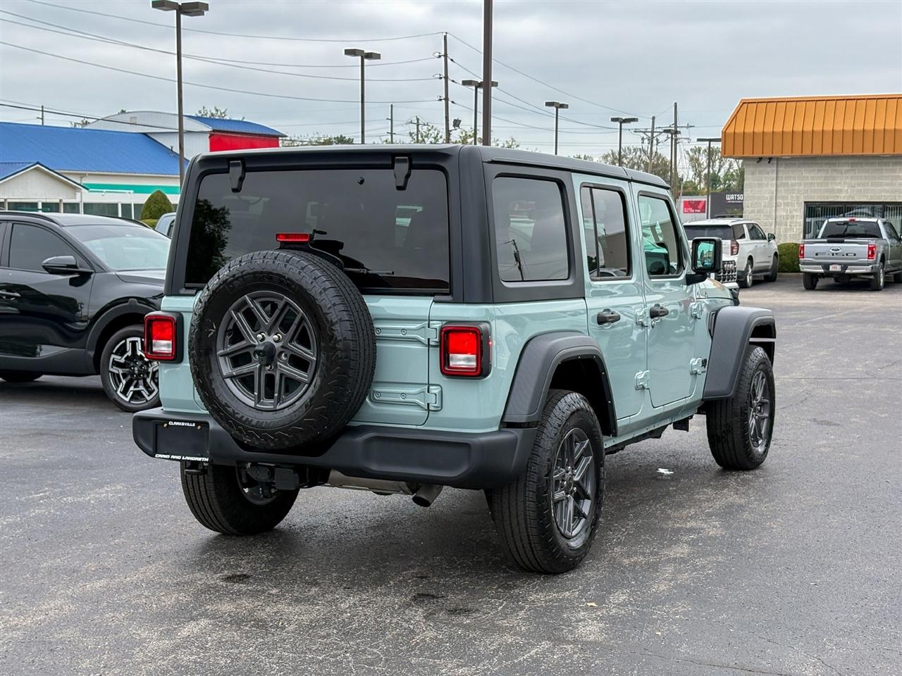 Jeep Wrangler  2024