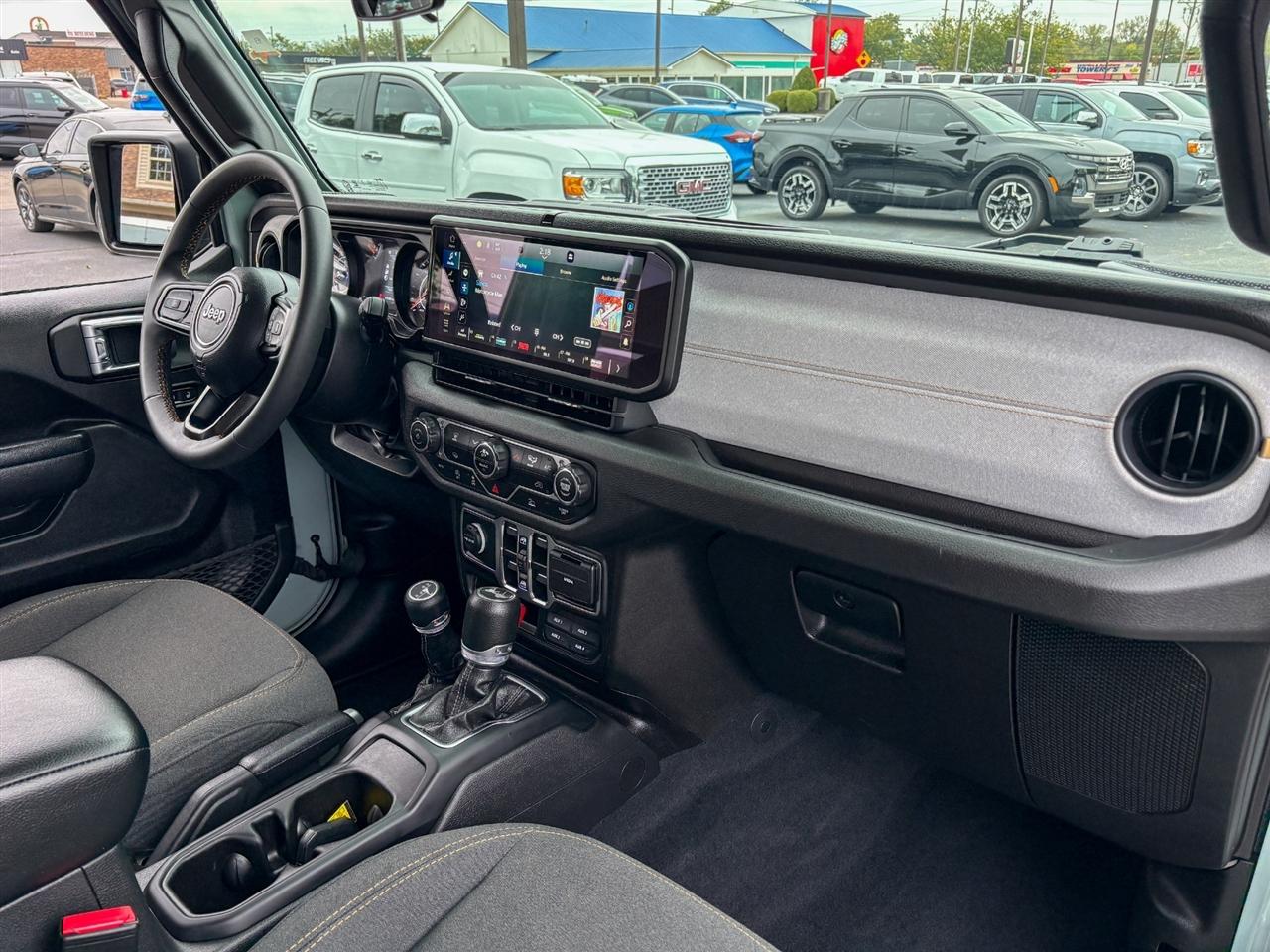 Jeep Wrangler  2024